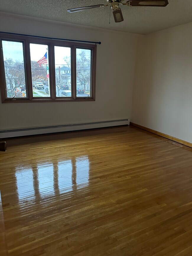 Building Photo - 200 Peabody Ave