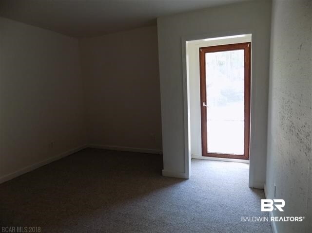 Building Photo - 152 Lakeview Loop