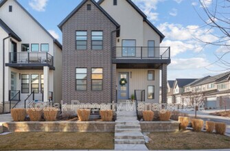 Building Photo - 2442 N Gotland Wy