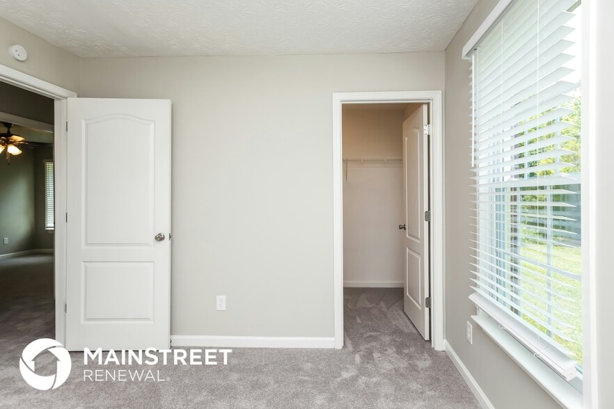 Building Photo - 536 Dove Way