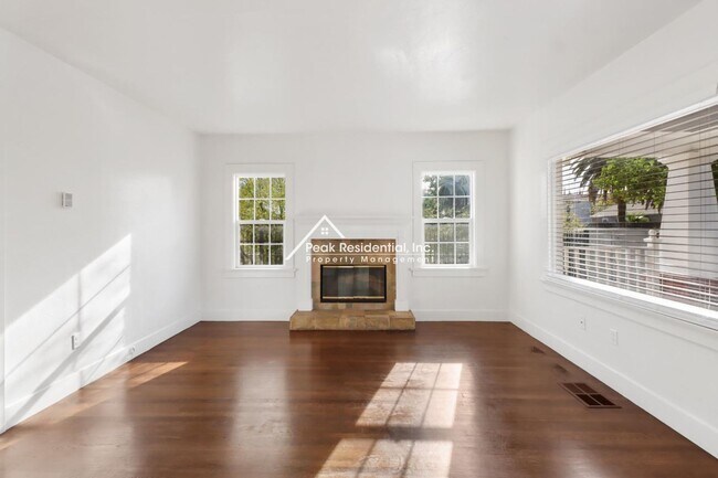 Building Photo - 1812 El Monte Ave