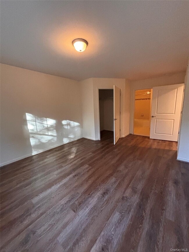 Building Photo - 127 Weatherby Ln