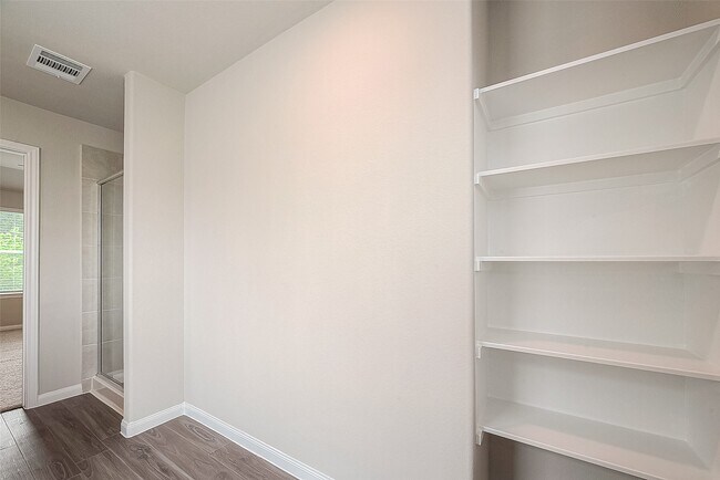 Building Photo - 2373 Tavo Trails Dr