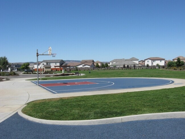 Building Photo - 1339 Darien Ct