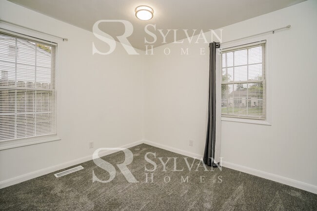 Building Photo - Coming HOME never felt so good!