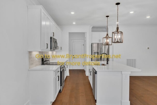 Building Photo - Gallatin - New 5-bedroom, 4-Baths