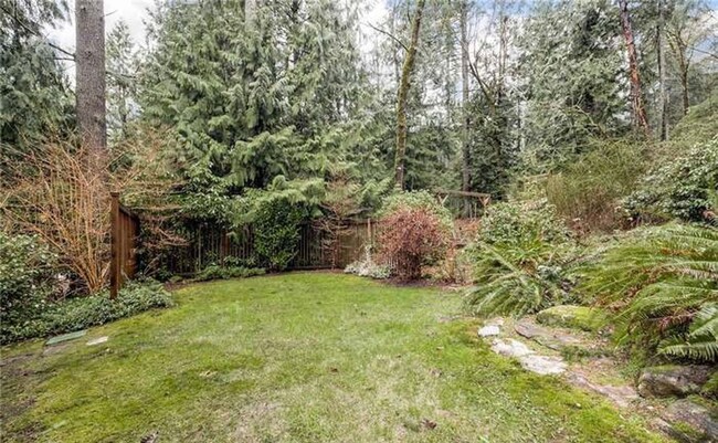 Building Photo - Love at First Sight - Beautiful 3 Bedroom ...