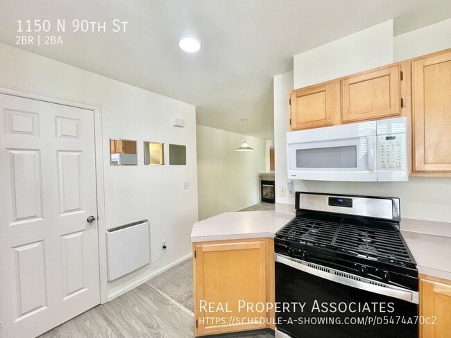 Building Photo - 1150 N 90th St