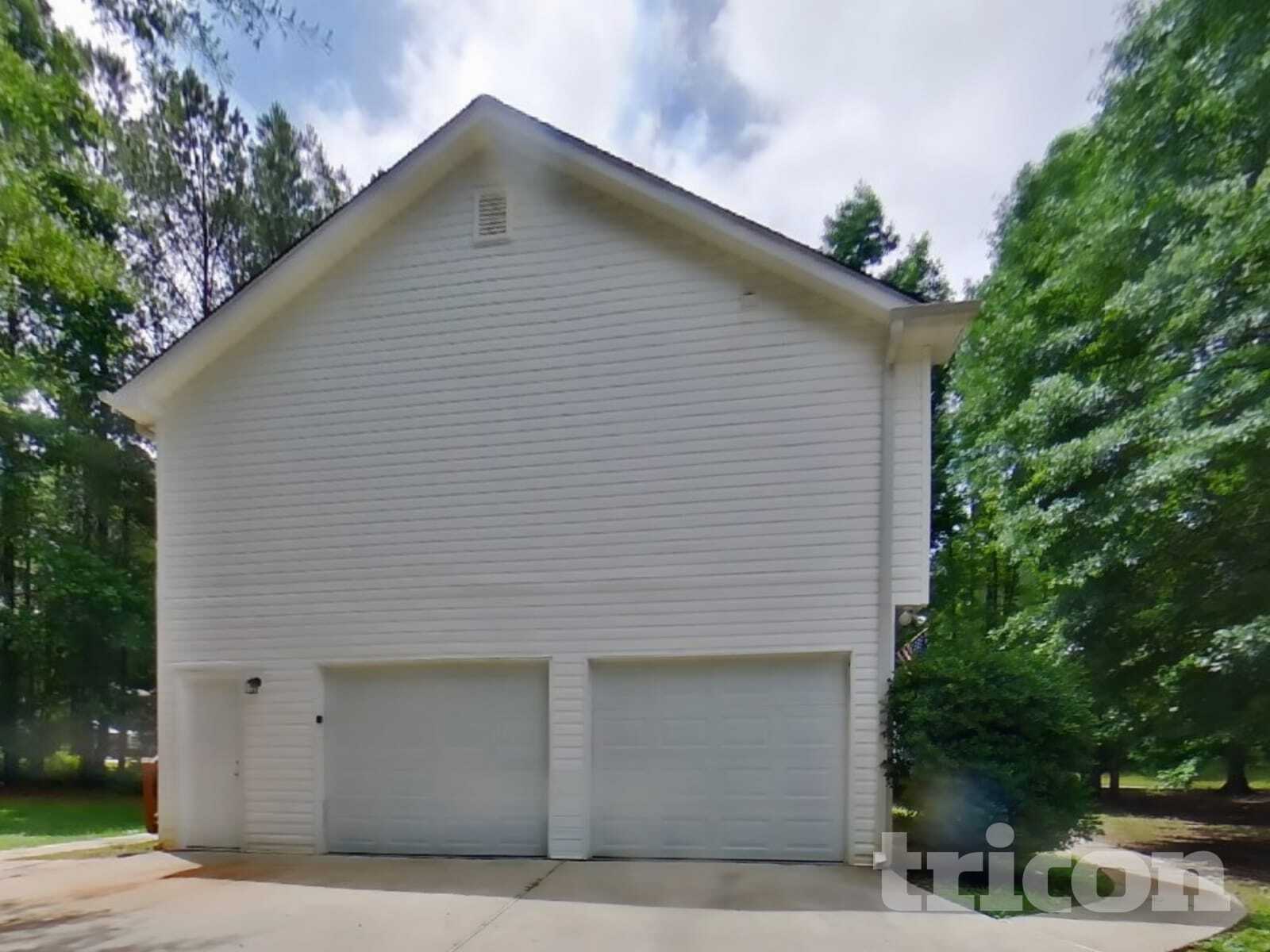 Building Photo - 65 Applewood Cir