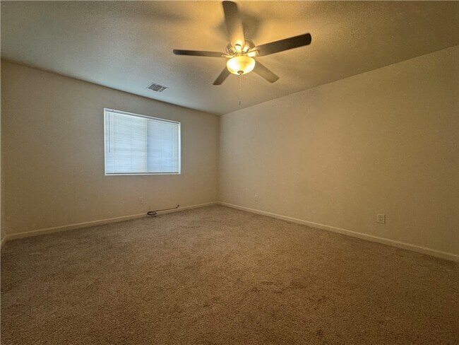 Building Photo - 5085 S Jacaranda Pl