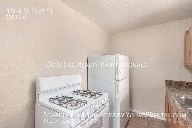 Building Photo - 1804 N 31st Pl