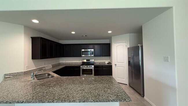 Building Photo - 4711 Forest Hurst Glen