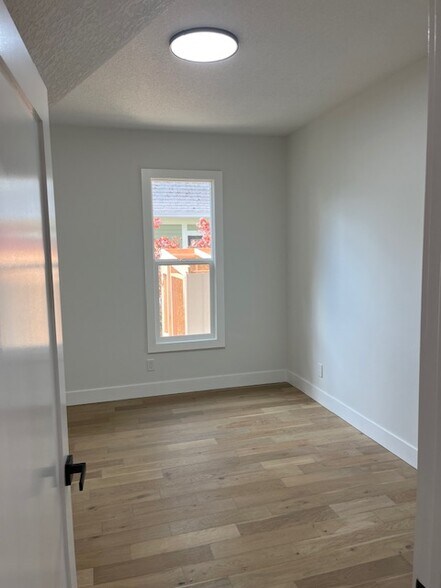 Bedroom 1 - 636 NE Prescott St