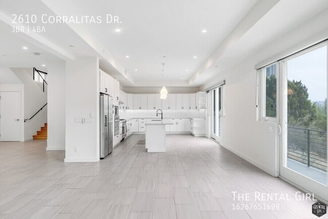 Building Photo - 2610 Corralitas Dr