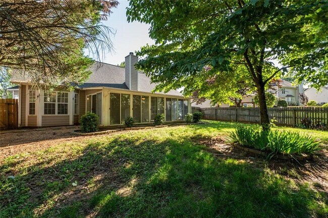 Building Photo - 2638 English Oaks Ln NW