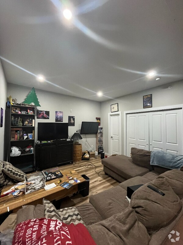 Building Photo - 1801 N 54th St