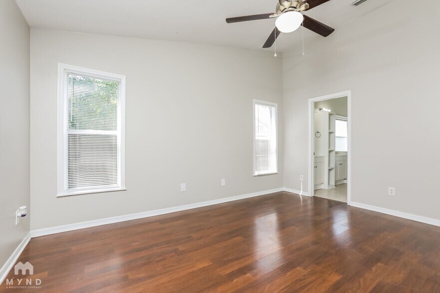 Building Photo - 14428 Peppermill Trail