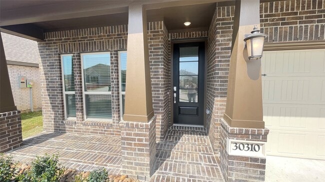 Building Photo - 30310 Tall Fescue Dr