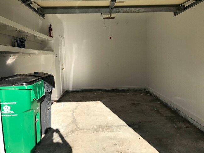 Building Photo - 5409 Johnston Mill Ct