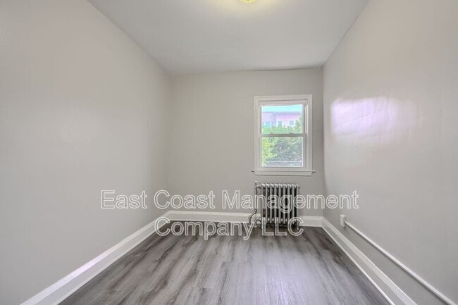 Building Photo - 2525 Boarman Ave