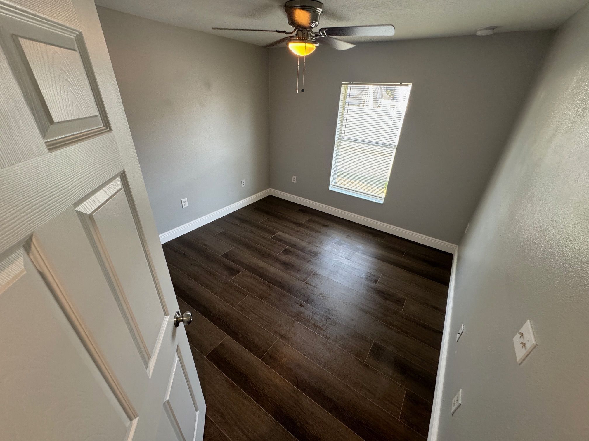 Building Photo - 375 Greenwich Ct