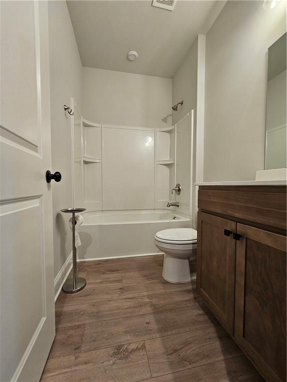 Building Photo - 5030 Sierra Creek Dr NE