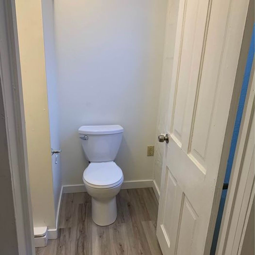 Building Photo - 2602 Spring Garden Ave