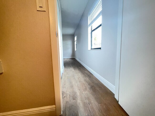 Building Photo - Mystic Gardens 5329-2905