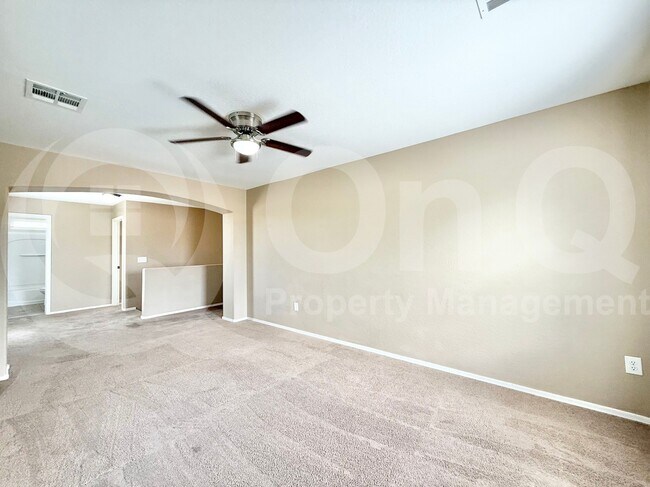 Building Photo - 17143 W Tara Ln