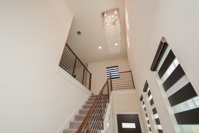 Building Photo - 16559 Oasis Glade Dr