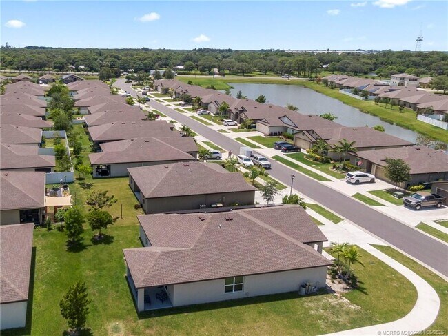 Building Photo - 5405 Jamboree Dr