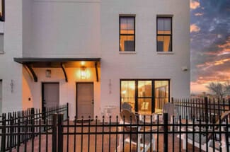 Building Photo - 1013 Park Ave