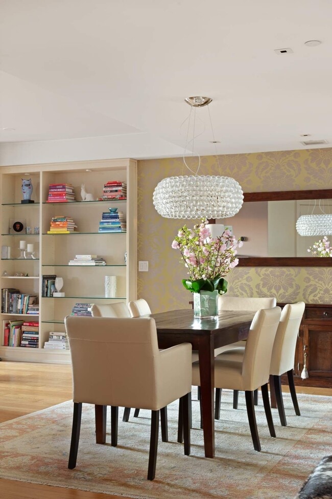 Building Photo - 1280 5th Ave