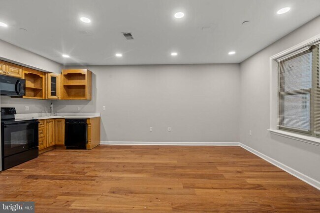 Building Photo - 1430 N Carlisle St