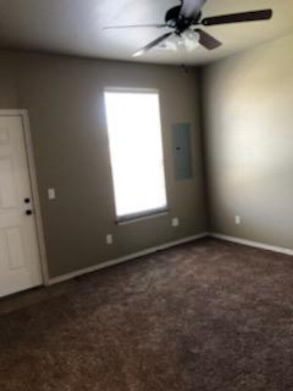 Building Photo - 1824 Post Oak Rd