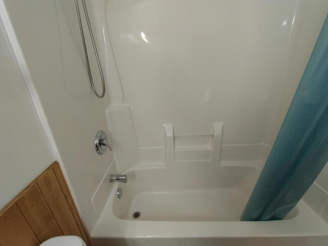 Building Photo - 221 N Broad St