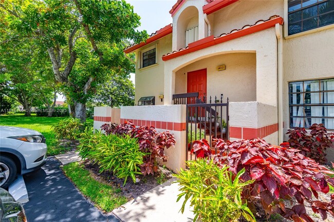 Building Photo - 1412 Congressional Way