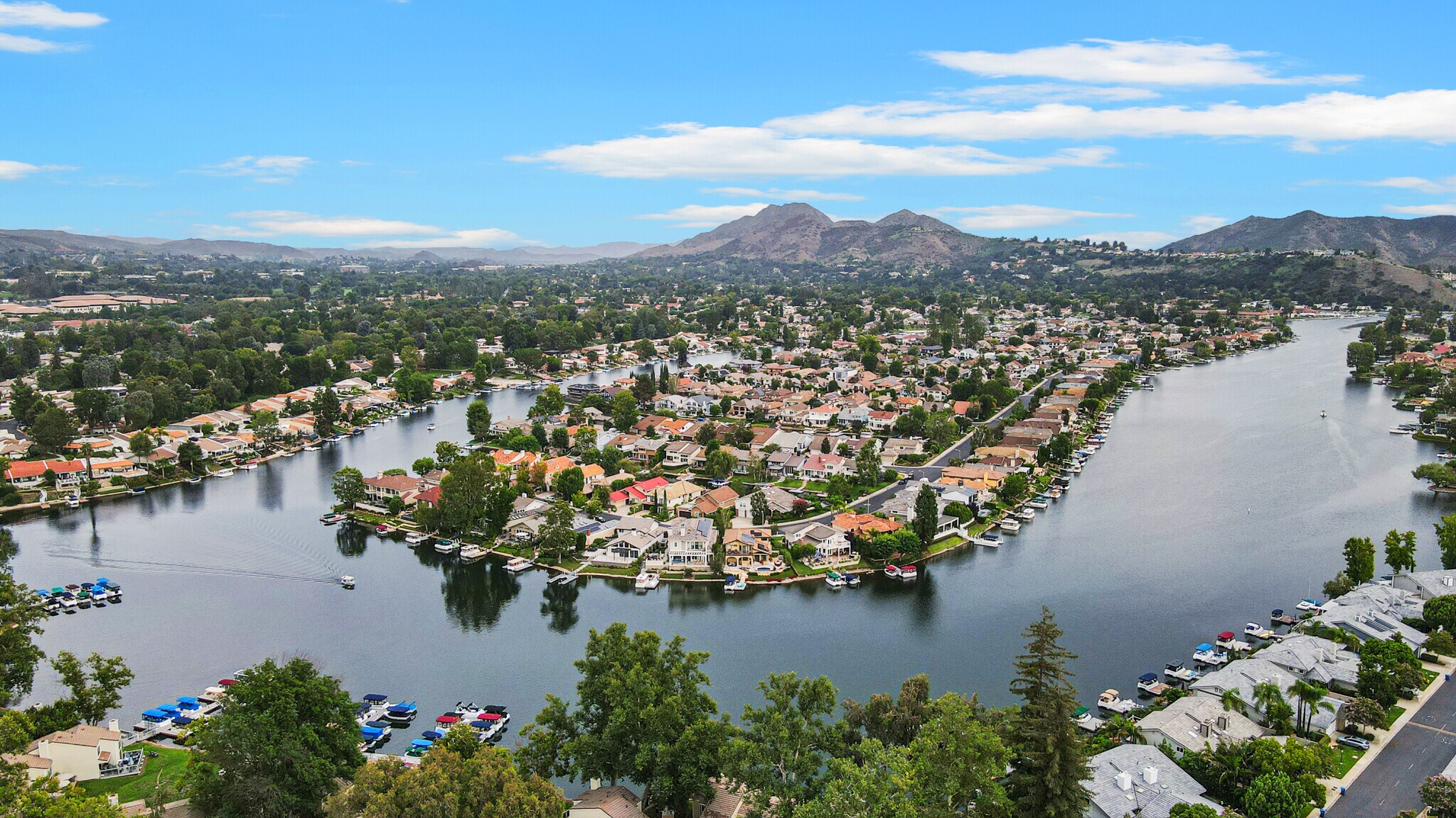 Building Photo - 1218 S Westlake Blvd