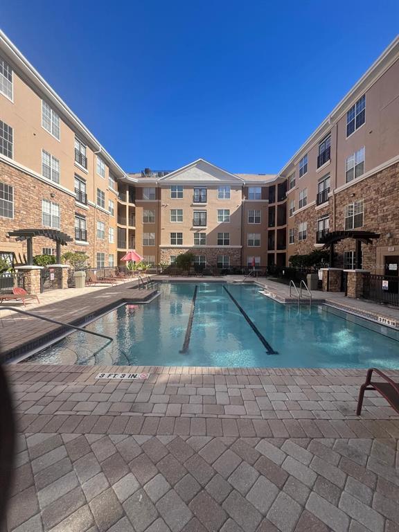 Building Photo - 4221 W Spruce St