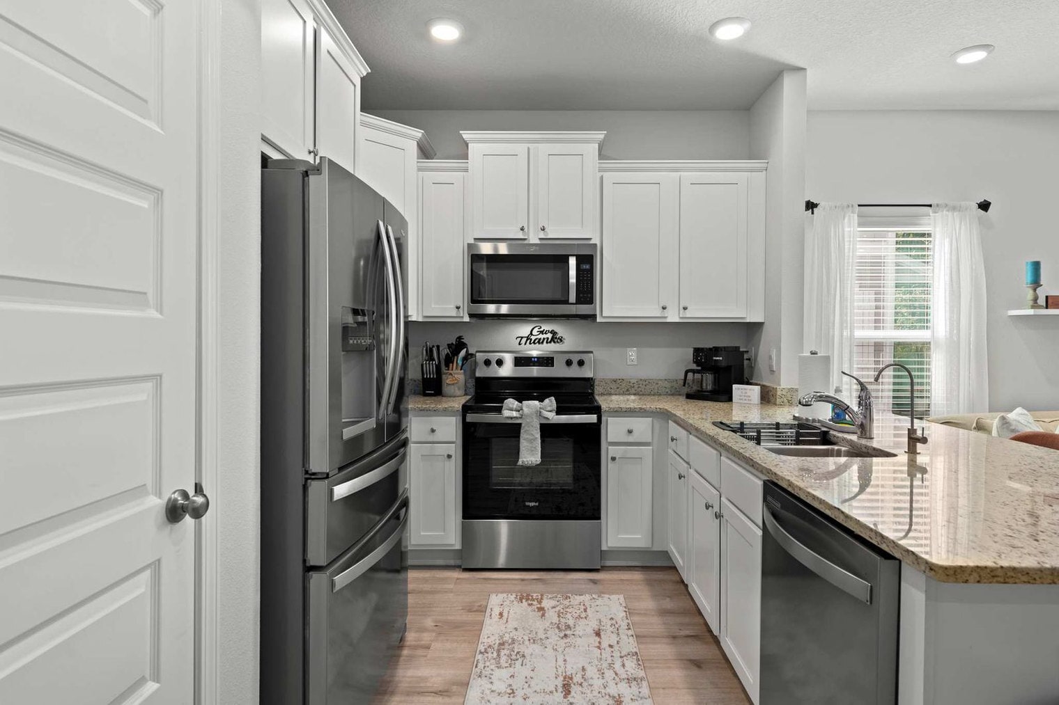 Building Photo - 12 Sandy Cv Wy