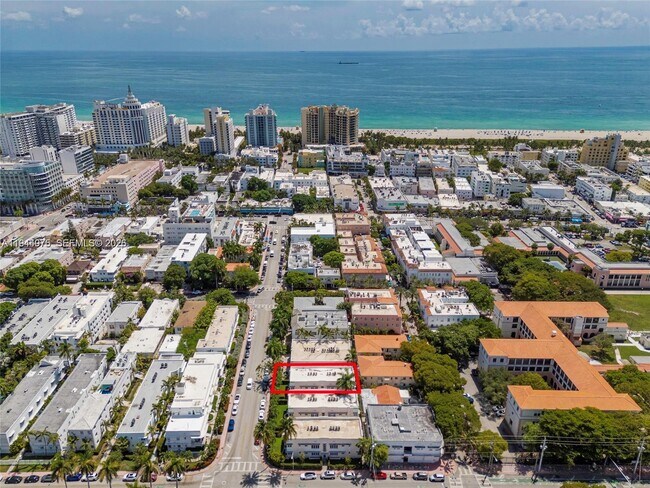 Building Photo - 530 15th St