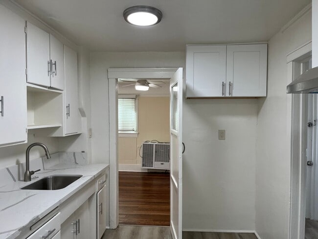 Building Photo - 3310 31st St