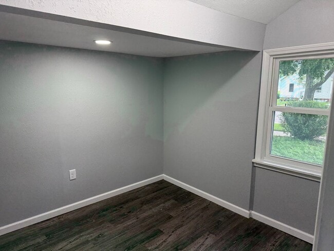 Building Photo - Southside 2 bedroom home