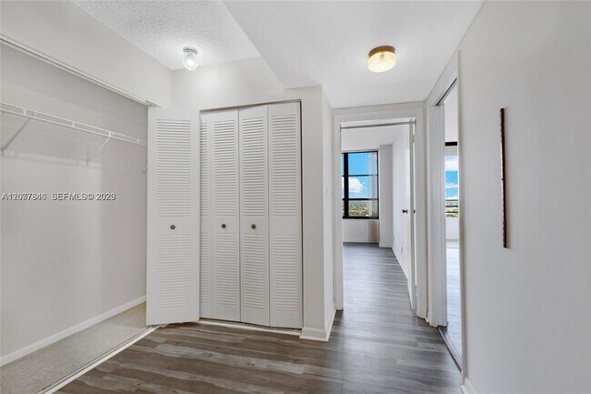 Building Photo - 600 Three Islands Boulevard