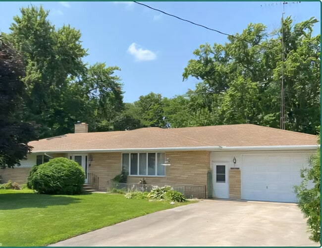 Primary Photo - 10675 626th Ave