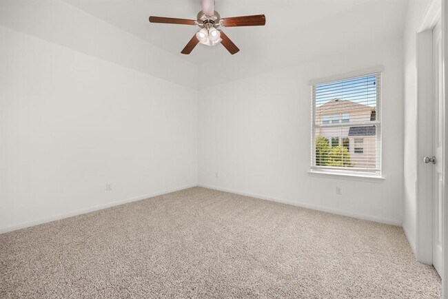 Building Photo - 5929 Gunnison Turn Rd