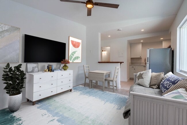 Building Photo - 1201 Wynn St