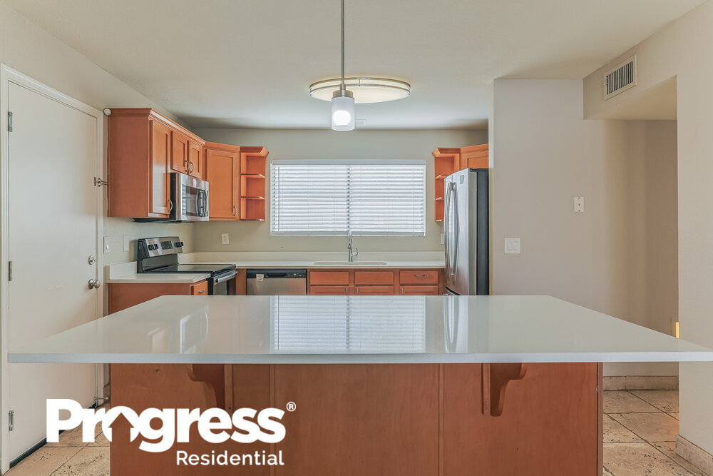 Building Photo - 532 N Nassau