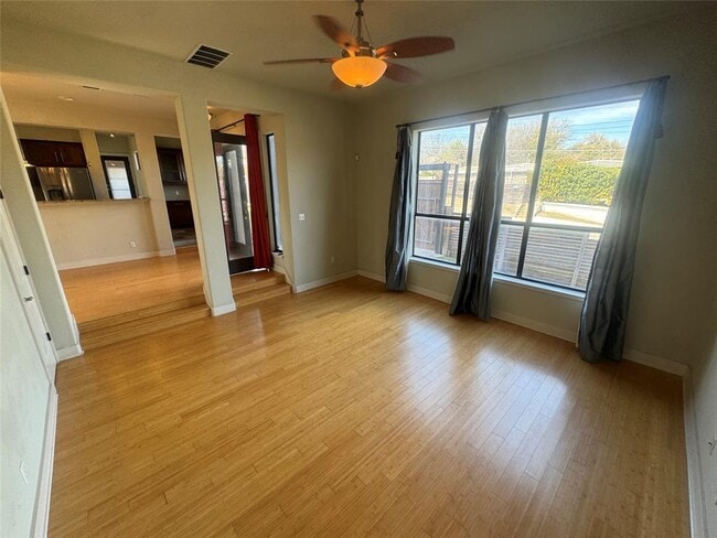 Building Photo - 1814 Maple Ave