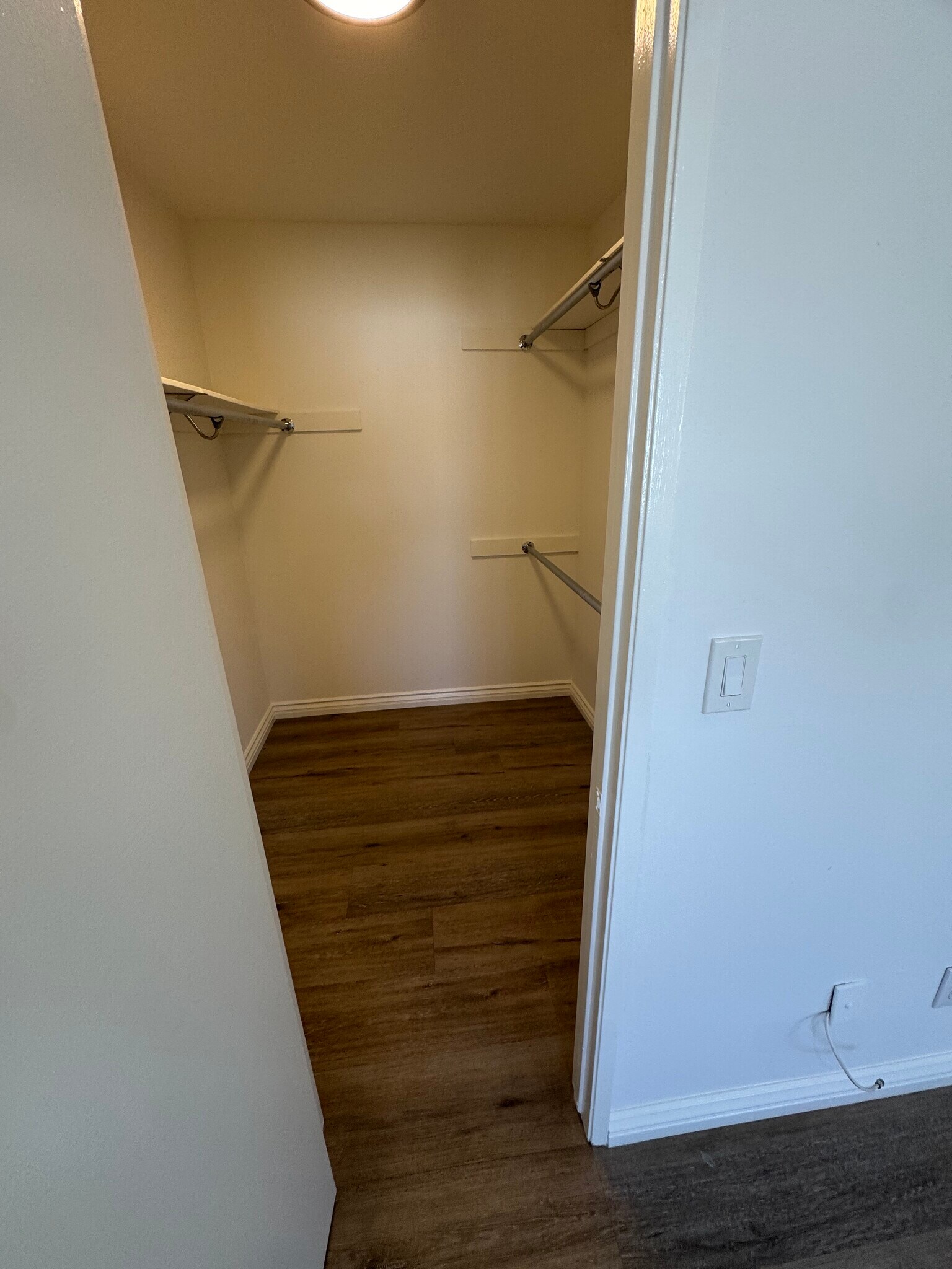 Building Photo - 3725 Glendon Ave